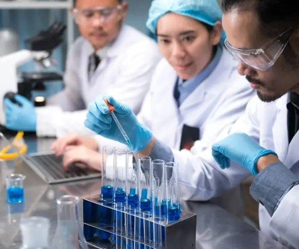 two life sciences coworkers that used gyrusaim